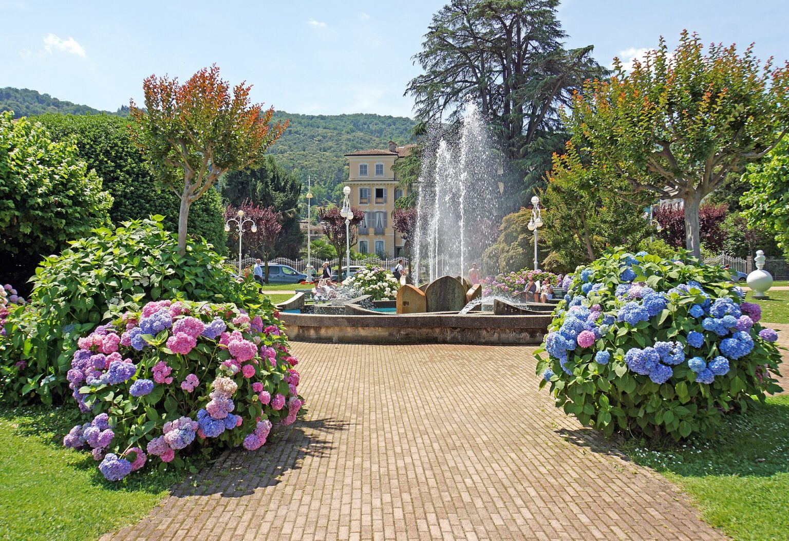 Il lungolago di Stresa sul Lago Maggiore